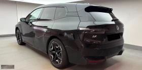 BMW iX 50/xDRIVE/523HP/ICONIC/360/PARKASS+ /H&K/KLESS/917 | Auto.bg — изображение 4 BMW iX 50/xDRIVE/523HP/ICONIC/360/PARKASS+ /H&K/KLESS/917 | Auto.bg — изображение 4
