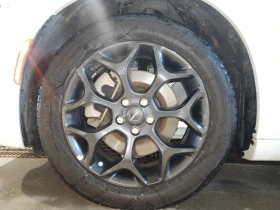 Chrysler 200 3.6L 6cyl AWD - 23400 € / 45766.42 лв. - 94817568 6 | Car24.bg Chrysler 200 3.6L 6cyl AWD - 23400 € / 45766.42 лв. - 94817568 6