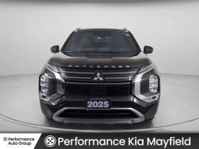 Mitsubishi Outlander * GT Premium | Navi | 360Cam | Panoroof * CARFAX * | Auto.bg — изображение 3 Mitsubishi Outlander * GT Premium | Navi | 360Cam | Panoroof * CARFAX * | Auto.bg — изображение 3