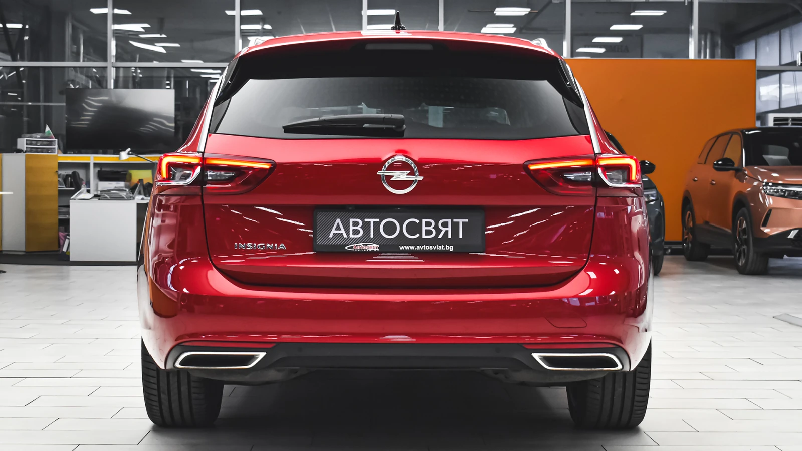 Opel Insignia Sports Tourer 2.0 Turbo Elegance Automatic - изображение 3 | Auto.bg Opel Insignia Sports Tourer 2.0 Turbo Elegance Automatic - изображение 3