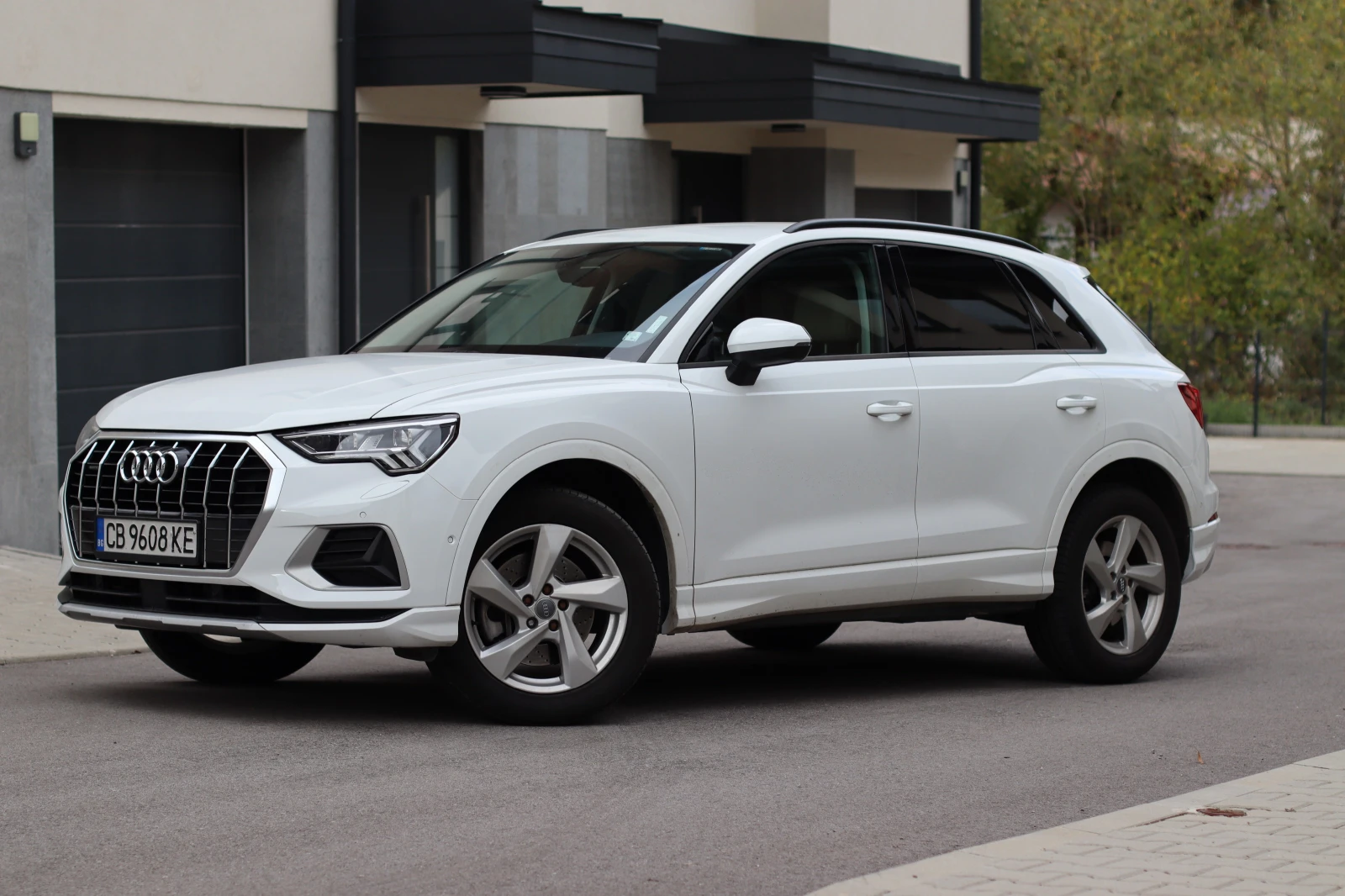 Audi Q3 40TFSI 2.0 / ГОТОВ ЛИЗИНГ - изображение 2 | Auto.bg Audi Q3 40TFSI 2.0 / ГОТОВ ЛИЗИНГ - изображение 2