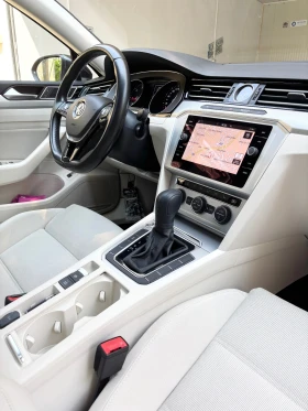 VW Passat 2.0 TDI DSG | PANORAMA | ACC | DAS WELTAUTO | Auto.bg — изображение 13 VW Passat 2.0 TDI DSG | PANORAMA | ACC | DAS WELTAUTO | Auto.bg — изображение 13