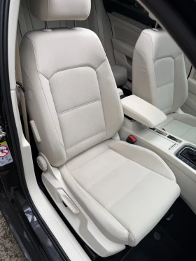 VW Passat 2.0 TDI DSG | PANORAMA | ACC | DAS WELTAUTO | Auto.bg — изображение 9 VW Passat 2.0 TDI DSG | PANORAMA | ACC | DAS WELTAUTO | Auto.bg — изображение 9