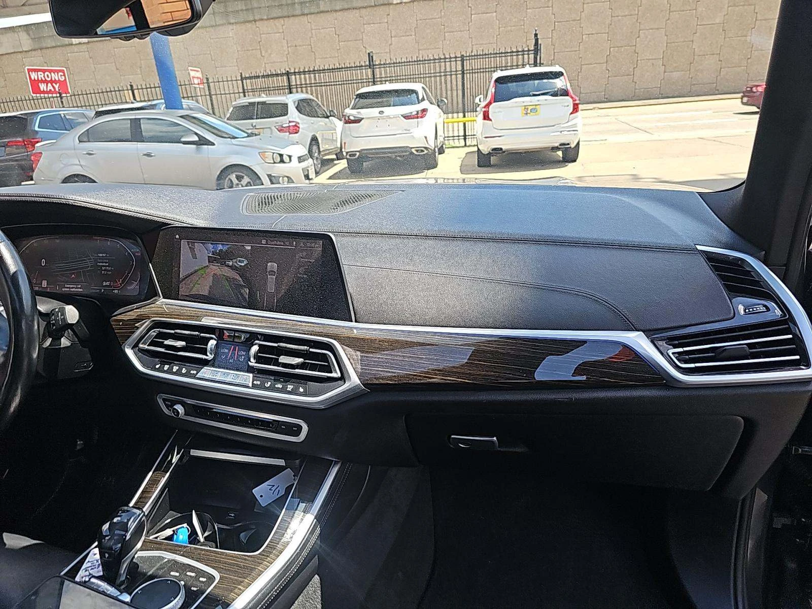 BMW X5 ДИГИТАЛНО* ТАБЛО* 360КАМЕРА* КЕЙЛЕС* LANE* ASSIST* - изображение 6 | Auto.bg BMW X5 ДИГИТАЛНО* ТАБЛО* 360КАМЕРА* КЕЙЛЕС* LANE* ASSIST* - изображение 6