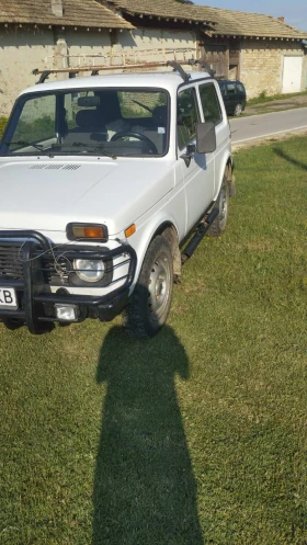 Lada Niva - 2950 € / 5769.70 лв. - 39484309 6 | Car24.bg Lada Niva - 2950 € / 5769.70 лв. - 39484309 6