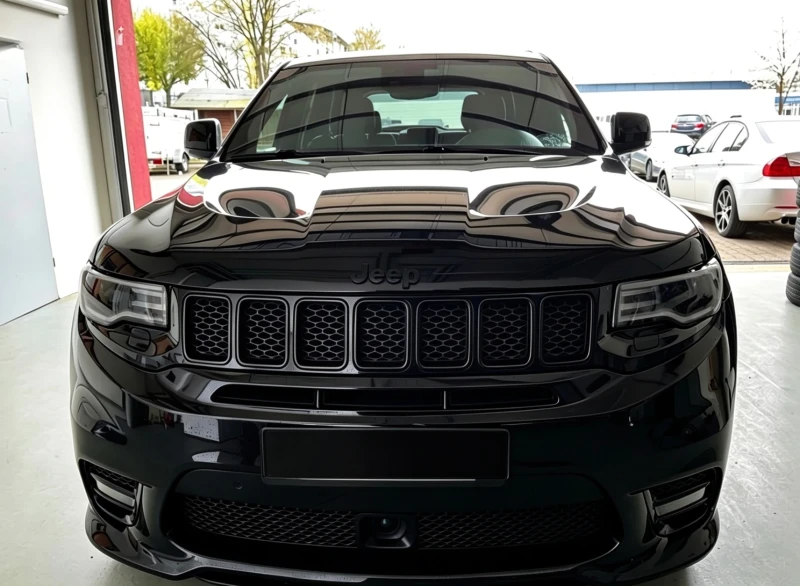 Jeep Grand cherokee 6.4 SRT/Facelift/Очакван внос - 34900 € / 68258.47 лв. - 21949154 1 | Car24.bg Jeep Grand cherokee 6.4 SRT/Facelift/Очакван внос - 34900 € / 68258.47 лв. - 21949154 1