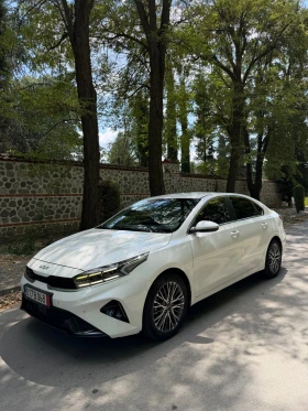 Kia K3 1.6MPI* Trendy* 71 300km* - 16500 € / 32271.19 лв. - 66571005 7 | Car24.bg Kia K3 1.6MPI* Trendy* 71 300km* - 16500 € / 32271.19 лв. - 66571005 7