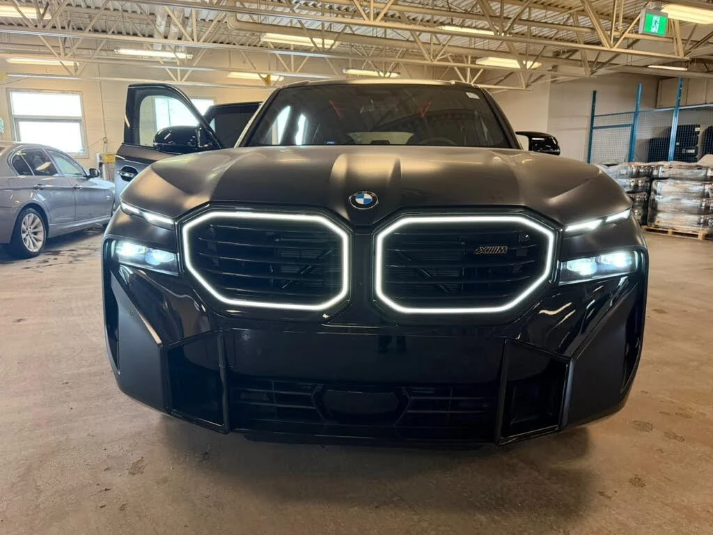 BMW XM 2025* HUD* DIS* PANO* B&W* PPF* ОБДУХ* КРАЙНА ЦЕНА | Auto.bg — изображение 1 BMW XM 2025* HUD* DIS* PANO* B&W* PPF* ОБДУХ* КРАЙНА ЦЕНА | Auto.bg — изображение 1