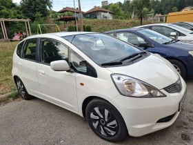 Honda Jazz undefined | Auto.bg — изображение 2 Honda Jazz undefined | Auto.bg — изображение 2