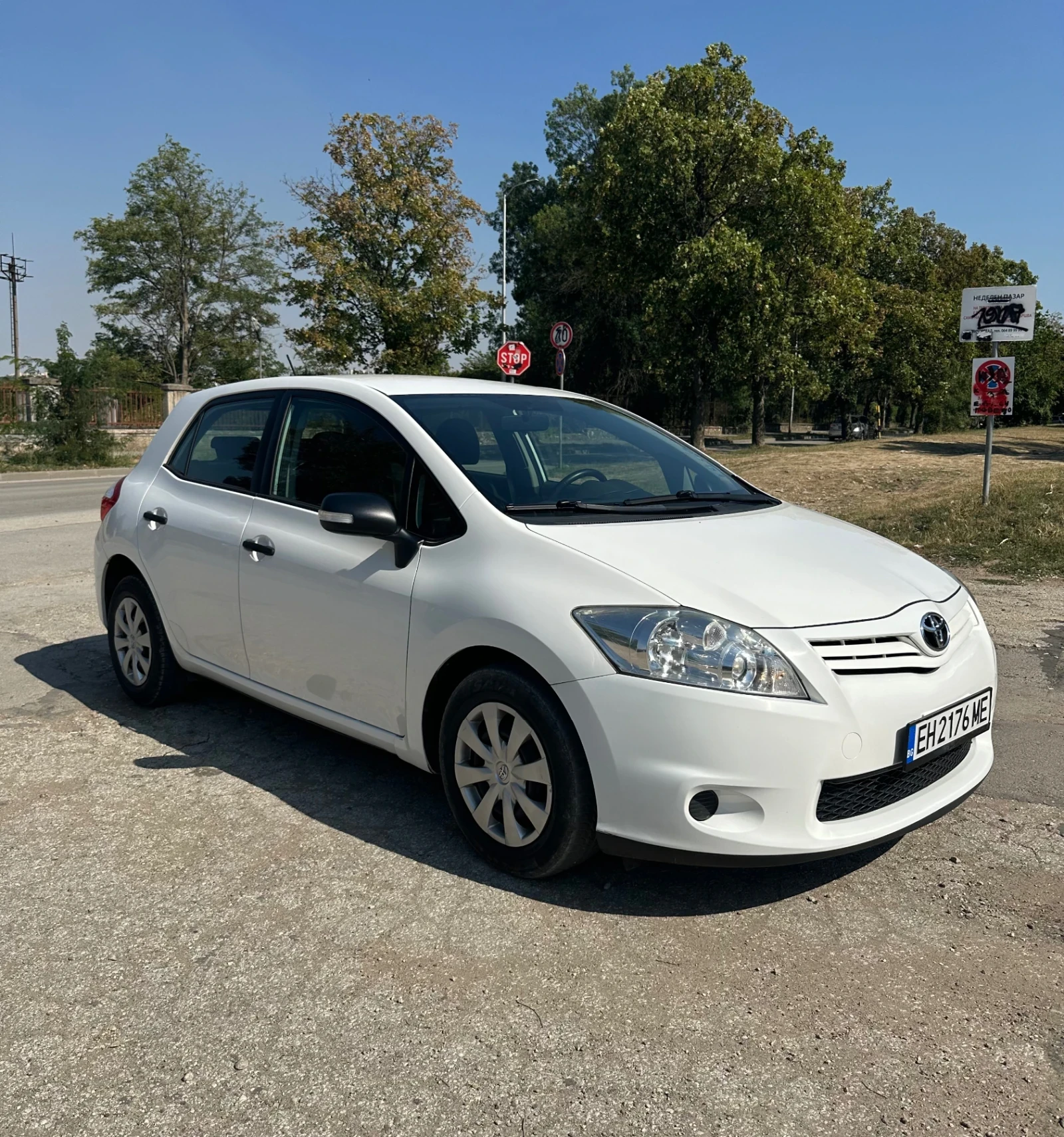 Toyota Auris 1.33 Facelift - изображение 6 | Auto.bg Toyota Auris 1.33 Facelift - изображение 6