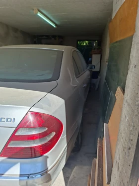 Mercedes-Benz E 220 - 3000 € - 92063114 4 | Car24.bg Mercedes-Benz E 220 - 3000 € - 92063114 4