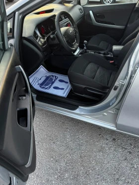 Kia Ceed 1.6CRDI, EURO 6B, FACELIFT, ХЕЧБЕК, 82000км | Auto.bg — изображение 9 Kia Ceed 1.6CRDI, EURO 6B, FACELIFT, ХЕЧБЕК, 82000км | Auto.bg — изображение 9