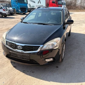 Kia Ceed 1.4 бензин - 2900 € / 5671.91 лв. - 35432753 3 | Car24.bg Kia Ceed 1.4 бензин - 2900 € / 5671.91 лв. - 35432753 3