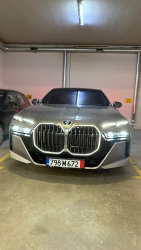 BMW i7 60 xDrive M Executive Sky Lounge | Auto.bg — изображение 5 BMW i7 60 xDrive M Executive Sky Lounge | Auto.bg — изображение 5