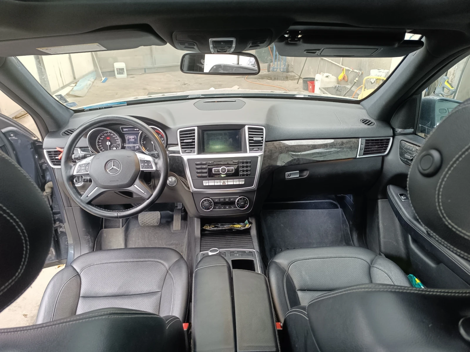 Mercedes-Benz ML 350 AMG Bluetec - изображение 8 | Auto.bg Mercedes-Benz ML 350 AMG Bluetec - изображение 8