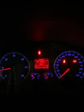 VW Touran 1.9 Tdi 105 коня! - 7999 лв. / 4089.82 € - 93273458 15 | Car24.bg VW Touran 1.9 Tdi 105 коня! - 7999 лв. / 4089.82 € - 93273458 15