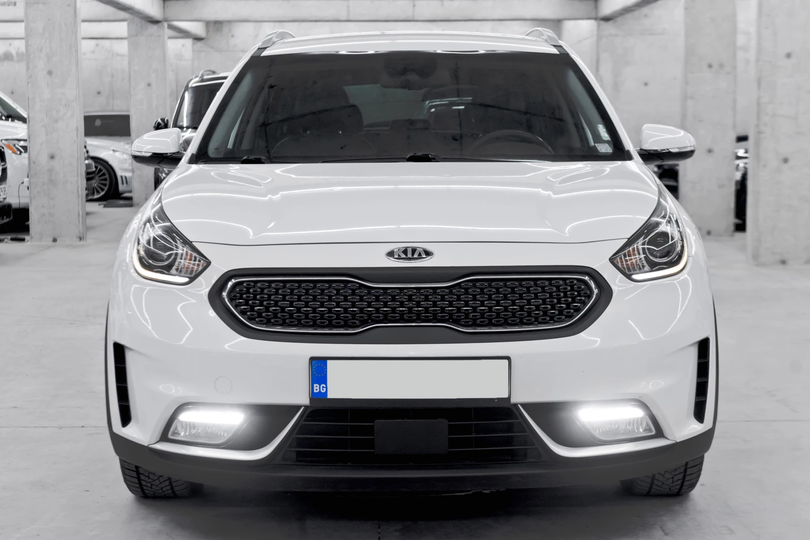 Kia Niro 1.6 Hybrid* 140кс* Дистроник* Камера | Auto.bg — изображение 1 Kia Niro 1.6 Hybrid* 140кс* Дистроник* Камера | Auto.bg — изображение 1