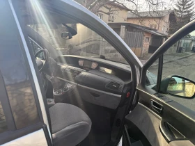 Peugeot 807 Premium - 4599 лв. / 2351.43 € - 57396430 16 | Car24.bg Peugeot 807 Premium - 4599 лв. / 2351.43 € - 57396430 16