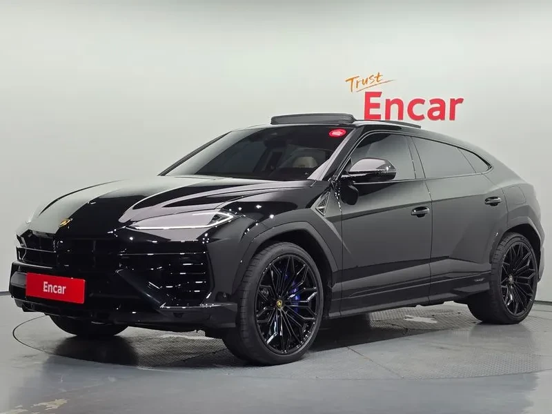 Lamborghini Urus 4.0 V8 SE | Auto.bg — изображение 1 Lamborghini Urus 4.0 V8 SE | Auto.bg — изображение 1