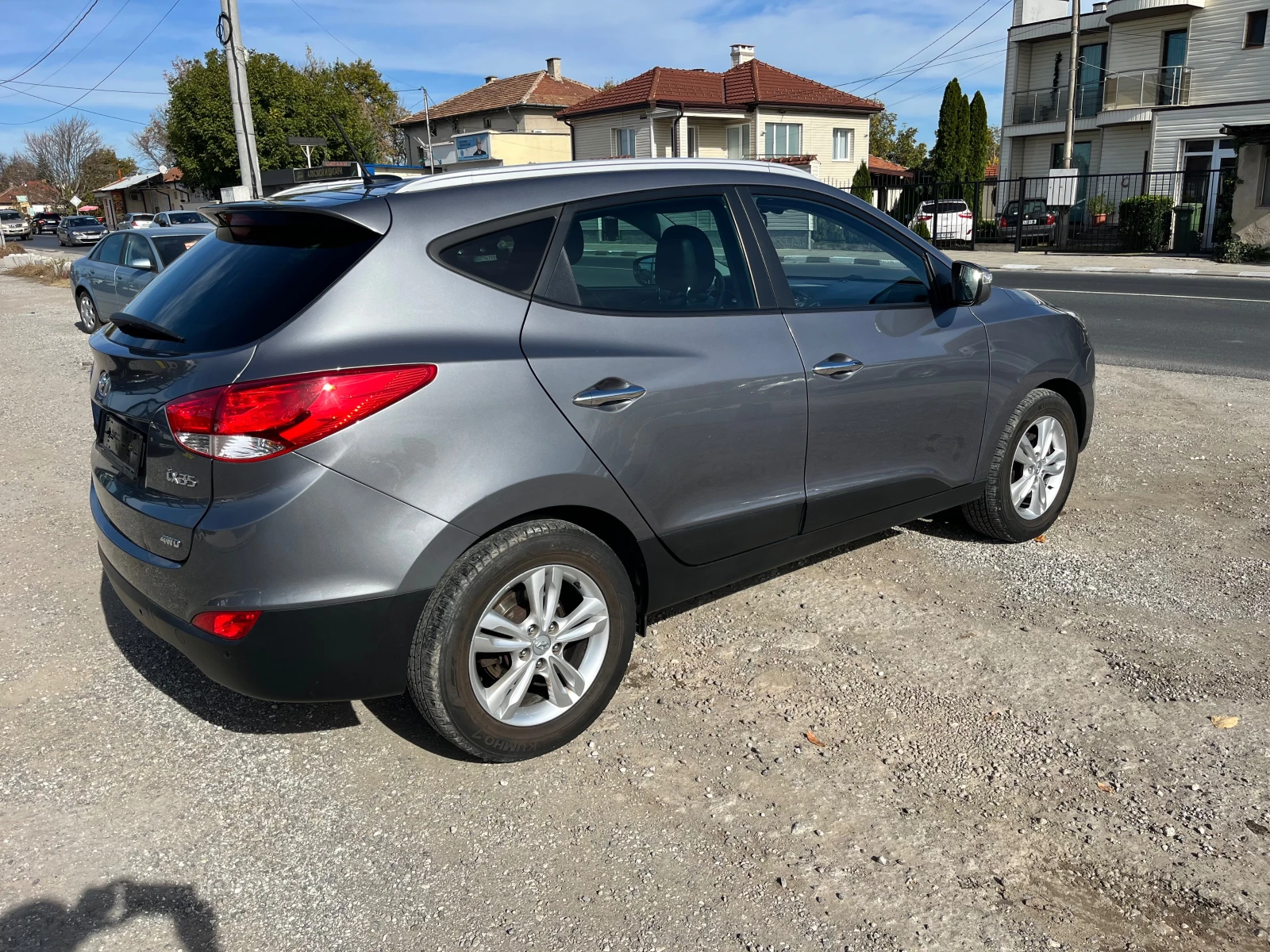 Hyundai IX35 2.0 4x4-benzin - изображение 4 | Auto.bg Hyundai IX35 2.0 4x4-benzin - изображение 4
