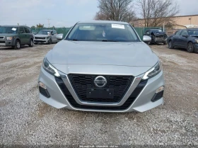 Nissan Altima 2.5L I-4 DI, DOHC, VVT, 188HP Front Wheel Drive | Auto.bg — изображение 12 Nissan Altima 2.5L I-4 DI, DOHC, VVT, 188HP Front Wheel Drive | Auto.bg — изображение 12