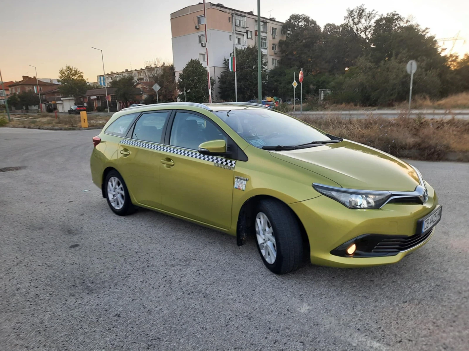 Toyota Auris 1.8 - изображение 4 | Auto.bg Toyota Auris 1.8 - изображение 4