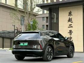 Avatr 07 PRO 82.2kWh | 800V | 360 КАМЕРА | ПАНОРАМА | Auto.bg — изображение 9 Avatr 07 PRO 82.2kWh | 800V | 360 КАМЕРА | ПАНОРАМА | Auto.bg — изображение 9