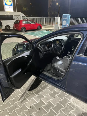 Volvo V40 - 5500 € - 81617730 6 | Car24.bg Volvo V40 - 5500 € - 81617730 6