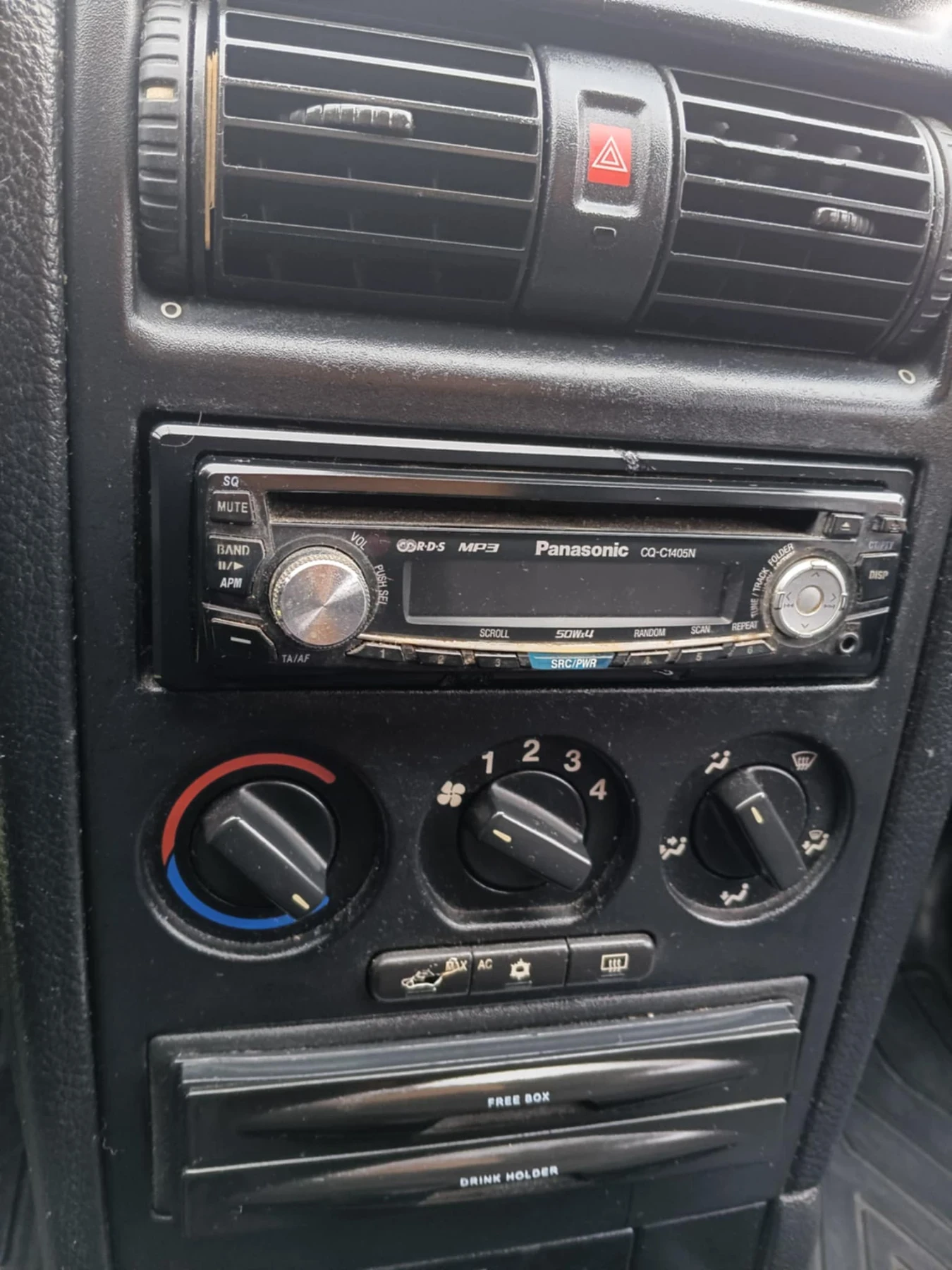 Opel Astra 1.4 - изображение 4 | Auto.bg Opel Astra 1.4 - изображение 4