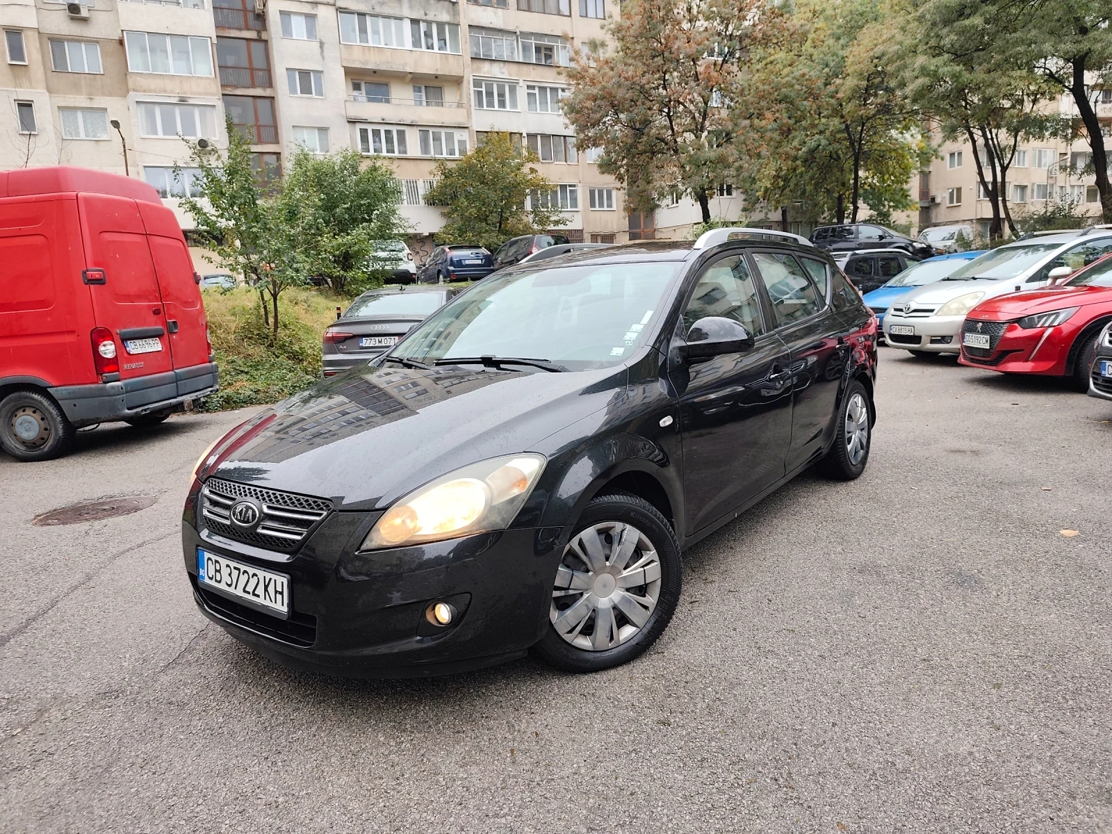 Kia Ceed  1.6 CRDi * КЛИМАТРОНИК* !ТОП! - изображение 7 | Auto.bg Kia Ceed  1.6 CRDi * КЛИМАТРОНИК* !ТОП! - изображение 7