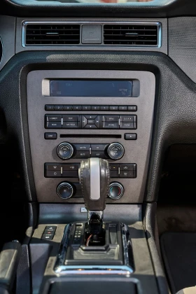 Ford Mustang Кабрио | Auto.bg — изображение 12 Ford Mustang Кабрио | Auto.bg — изображение 12