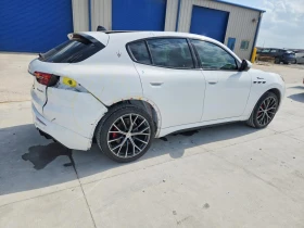 Maserati Grecale 2.0l Modena | Auto.bg — изображение 3 Maserati Grecale 2.0l Modena | Auto.bg — изображение 3