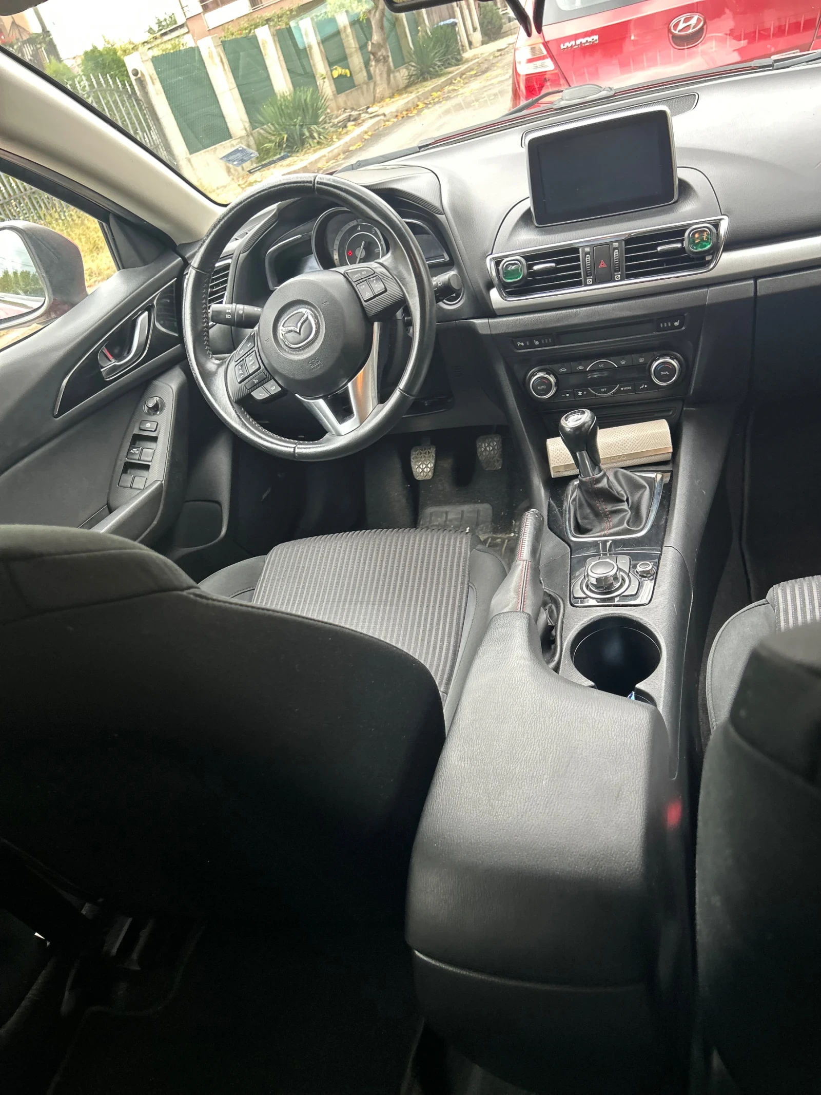 Mazda 3 2.2  D. Skyactiv - изображение 6 | Auto.bg Mazda 3 2.2  D. Skyactiv - изображение 6