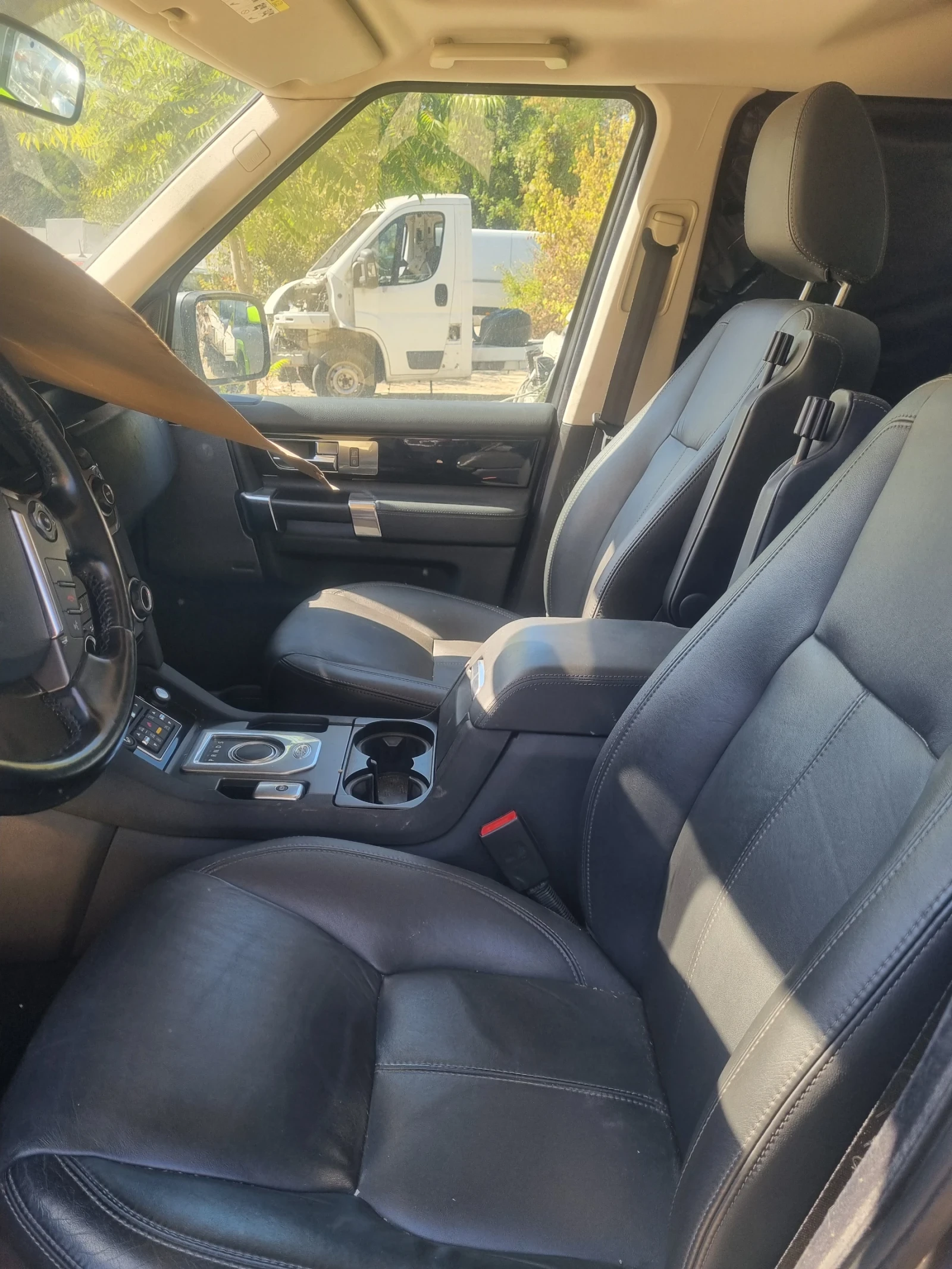 Land Rover Discovery 4 - изображение 2 | Auto.bg Land Rover Discovery 4 - изображение 2