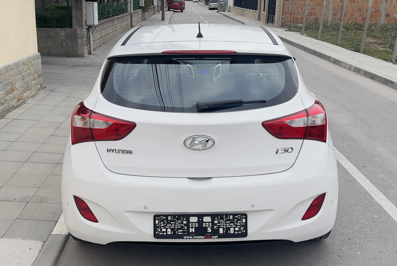 Hyundai I30 1.4i * TOP* 12/2014 - изображение 3 | Auto.bg Hyundai I30 1.4i * TOP* 12/2014 - изображение 3
