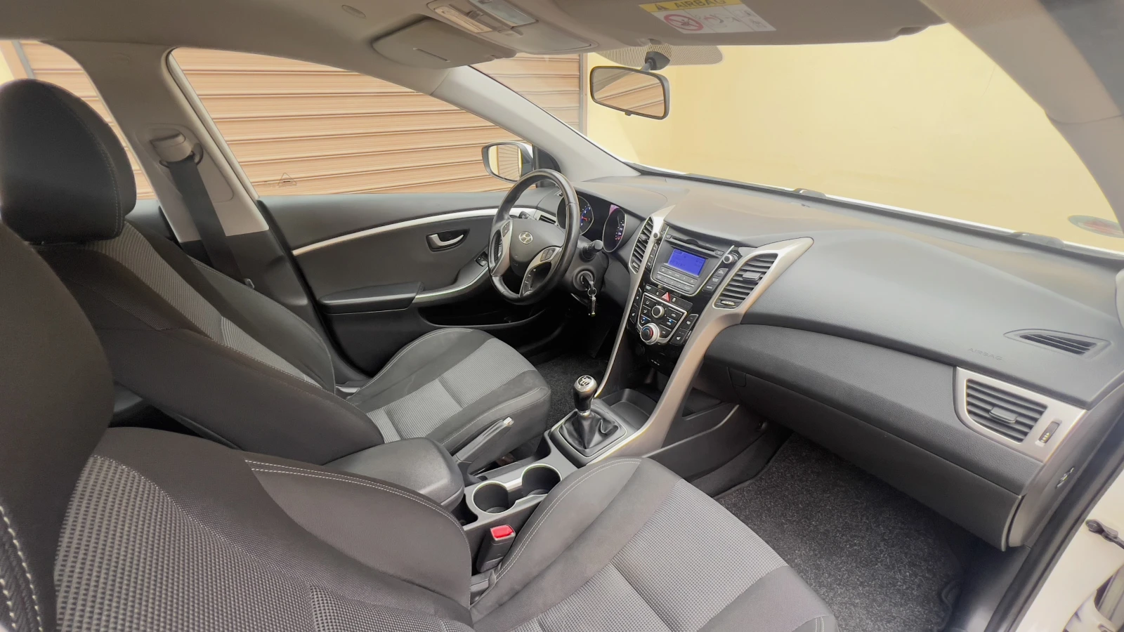 Hyundai I30 1.4i * TOP* 12/2014 - изображение 9 | Auto.bg Hyundai I30 1.4i * TOP* 12/2014 - изображение 9