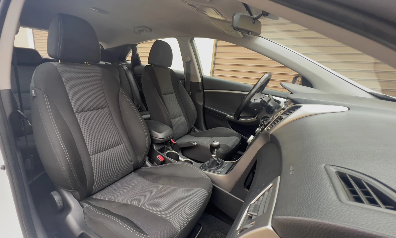 Hyundai I30 1.4i * TOP* 12/2014 - изображение 8 | Auto.bg Hyundai I30 1.4i * TOP* 12/2014 - изображение 8