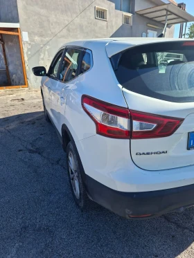 Nissan Qashqai 1.5dci-110ks-2014god - 3800 € / 7432.15 лв. - 39218260 10 | Car24.bg Nissan Qashqai 1.5dci-110ks-2014god - 3800 € / 7432.15 лв. - 39218260 10