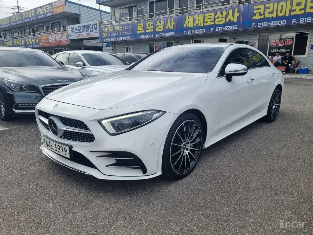 Mercedes-Benz CLS 400 4MATIC* AMG* LINE* BURMESTER* ОБДУХВАНЕ* ДИСТРОНИК | Auto.bg — изображение 1 Mercedes-Benz CLS 400 4MATIC* AMG* LINE* BURMESTER* ОБДУХВАНЕ* ДИСТРОНИК | Auto.bg — изображение 1