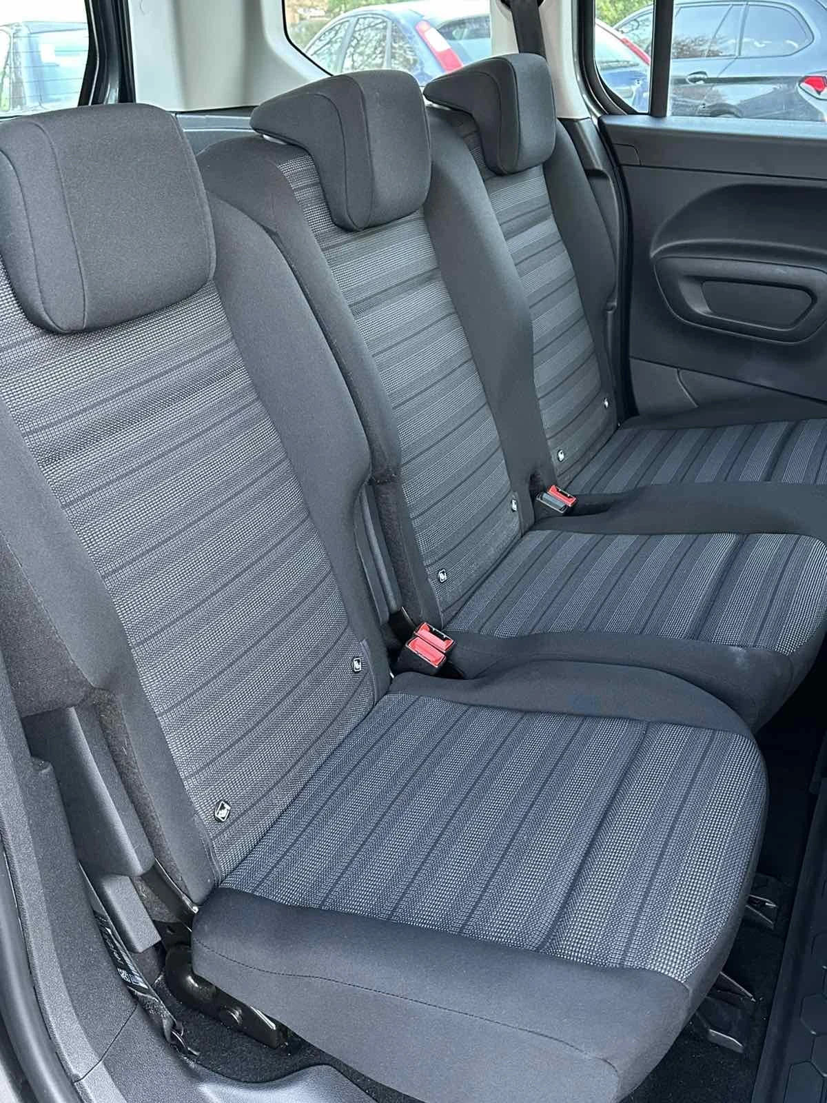 Opel Combo Life E Edition 52000 км - изображение 9 | Auto.bg Opel Combo Life E Edition 52000 км - изображение 9