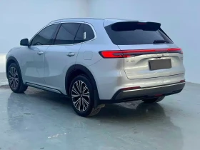 Geely Starray EM-i Plug in Hybrid 2026 135km Spaceship Edition | Auto.bg — изображение 4 Geely Starray EM-i Plug in Hybrid 2026 135km Spaceship Edition | Auto.bg — изображение 4