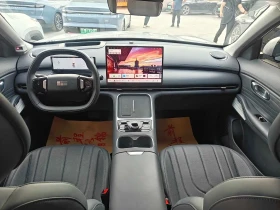 Geely Starray EM-i Plug in Hybrid 2026 135km Spaceship Edition | Auto.bg — изображение 7 Geely Starray EM-i Plug in Hybrid 2026 135km Spaceship Edition | Auto.bg — изображение 7