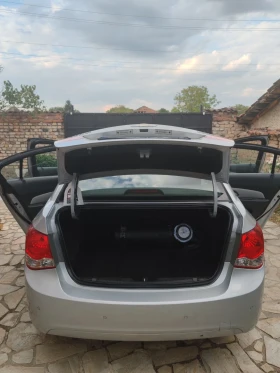 Chevrolet Cruze 1.6 i | Mobile.bg — малка снимка 7
