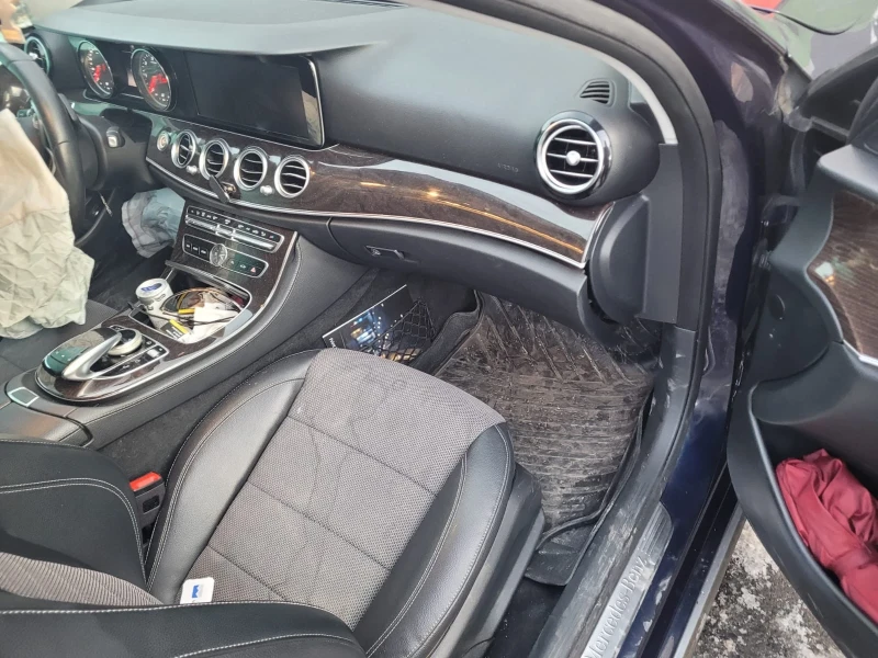 Mercedes-Benz E 220 E220 - 7900 € / 15451.06 лв. - 78044293 1 | Car24.bg Mercedes-Benz E 220 E220 - 7900 € / 15451.06 лв. - 78044293 1