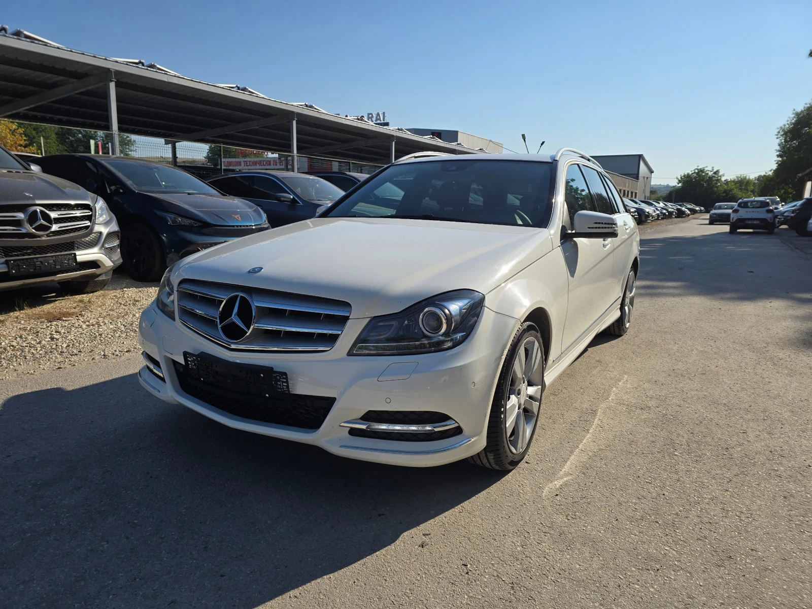 Mercedes-Benz C 220 CDI 170к.с Face Топ състояние | Auto.bg — изображение 1 Mercedes-Benz C 220 CDI 170к.с Face Топ състояние | Auto.bg — изображение 1