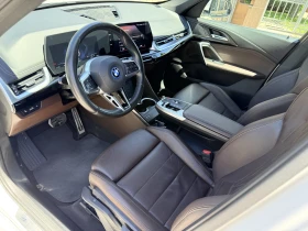 BMW iX1 BMW xDrive 30/M Sport/313hp/360 Cam/Cplay/Shadow | Auto.bg — изображение 12 BMW iX1 BMW xDrive 30/M Sport/313hp/360 Cam/Cplay/Shadow | Auto.bg — изображение 12