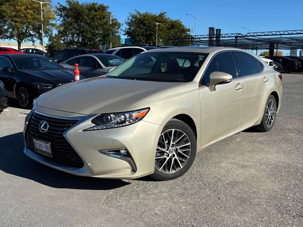 Lexus ES 350 * 4dr Sdn * CARFAX * | Auto.bg — изображение 1 Lexus ES 350 * 4dr Sdn * CARFAX * | Auto.bg — изображение 1