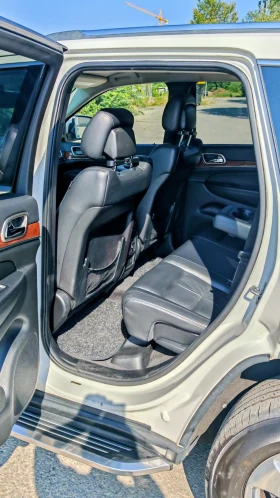 Jeep Grand cherokee 3.0CDRi OVERLAND ШВЕЙЦАРИЯ - 10500 € - 22680597 11 | Car24.bg Jeep Grand cherokee 3.0CDRi OVERLAND ШВЕЙЦАРИЯ - 10500 € - 22680597 11