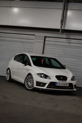 Seat Leon CUPRA R 350HP - 11499 € / 22490.09 лв. - 73303189 2 | Car24.bg Seat Leon CUPRA R 350HP - 11499 € / 22490.09 лв. - 73303189 2