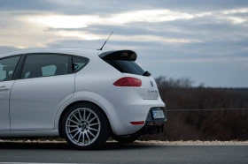 Seat Leon CUPRA R 350HP - 11499 € / 22490.09 лв. - 73303189 3 | Car24.bg Seat Leon CUPRA R 350HP - 11499 € / 22490.09 лв. - 73303189 3